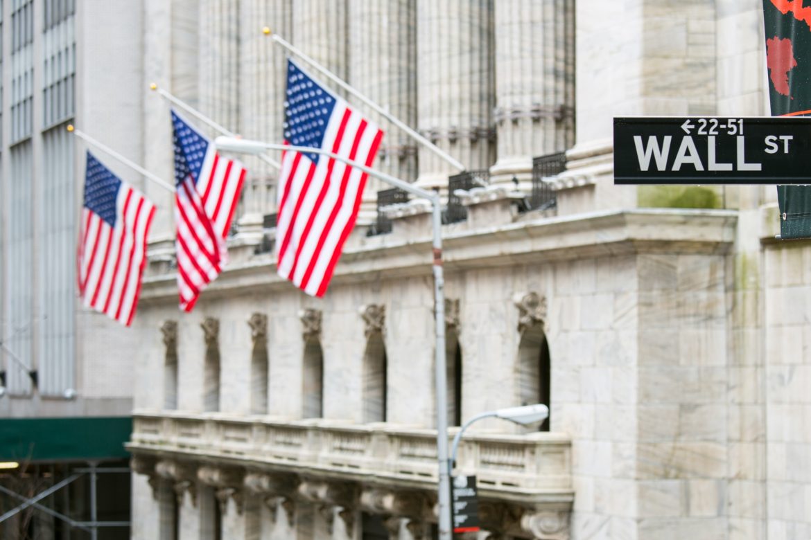 Dow Futures barely budged on Thursday as investors kept an eye on the latest tensions between President Donald Trump and Federal Reserve Chair Jerome Powell.Dow Jones Industrial Average Futures slipped by 88 points, or 0.2%, while the S&P 500 futures inched up 0.1%. Nasdaq 100 futures hovered near flat.The global markets were roiled by fears that Donald Trump might try to remove Powell, but the turmoil subsided after the US President said he was “highly unlikely” to fire the central bank chief.This back-and-forth caused sharp swings, with markets ultimately rebounding after clarification. The S&P 500 closed up 0.3%, the Dow gained 231 points (0.48%), and the Nasdaq rose 0.2% on Wednesday.5 things to know before Wall Street opens today<strong>1.</strong> Markets are reacting to a wave of earnings reports.Johnson & Johnson climbed 6.2% after beating expectations and lifting its full-year outlook.In after-hours trading, United Airlines and Sarepta Therapeutics also made headlines—Sarepta spiked following news of a significant job cut and updates to its gene therapy product labeling, tied to ongoing challenges.<strong>2</strong>. Investors are dialing back expectations for a Fed rate cut after June inflation came in hotter than expected. The data has thrown some cold water on hopes for a near-term policy shift.Meanwhile, global markets are mostly down, echoing Wall Street’s unease. Trade tensions and warnings from big names like ASML, raising flags over tariffs and geopolitics, aren’t helping the mood either.<strong>3.</strong> TSMC shares jumped more than 5% in premarket trading after the <a href="https://invezz.com/news/2025/07/17/tsmc-q2-net-profit-jumps-60-7-to-record-high-beating-market-estimates/">chip giant reported a 60.7% surge in Q2 profits</a>, driven by soaring demand for AI chips.The upbeat results lifted sentiment across the sector, with Nvidia, AMD, and Marvell also seeing modest gains.The continued strength in semiconductors is helping fuel broader optimism in tech, sending the Nasdaq to new all-time highs.<strong>4.</strong> All eyes are on Netflix as it gears up to report earnings after the bell. The stock has already surged more than 40% this year, raising the stakes for this quarter’s results.Still, some analysts are approaching with caution, pointing to its lofty valuation, trading at roughly 40 times forward earnings, as a potential concern.<strong>5. </strong>Investors are bracing for a fresh batch of macroeconomic data that could offer critical insight into the health of the US economy.June retail sales are set to headline the releases, with expectations of a rebound after May’s unexpected dip, an important gauge of consumer spending strength.Also on the docket are weekly jobless claims and export/import price data, which could shed light on the labor market and underlying inflation trends.Together, these figures will help shape the outlook for consumer resilience and pricing pressures, especially as concerns around tariffs and persistent inflation continue to weigh on sentiment.The post <a href="https://invezz.com/news/2025/07/17/dow-futures-flat-amid-latest-trump-vs-powell-fiasco-5-things-to-know-before-wall-street-opens-today/">Dow Futures flat amid latest Trump vs Powell fiasco: 5 things to know before Wall Street opens today</a> appeared first on <a href="https://invezz.com/">Invezz</a>